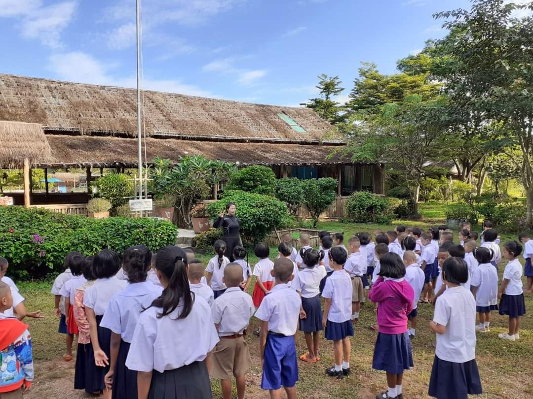Hình anh: CHỊ EM NỮ LA SAN VIỆT NAM PHỤC VỤ TẠI THÁI LAN