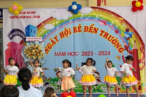 Mầm non La San Tân Thành_ chào đón ngày hội Bé Đến Trường